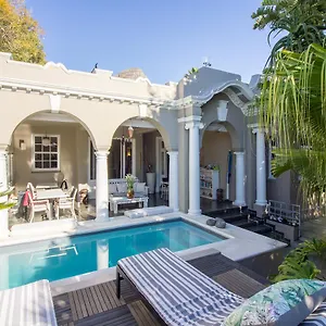 https://jardin-debene-boutique-guesthouse.hotels-capetown.com