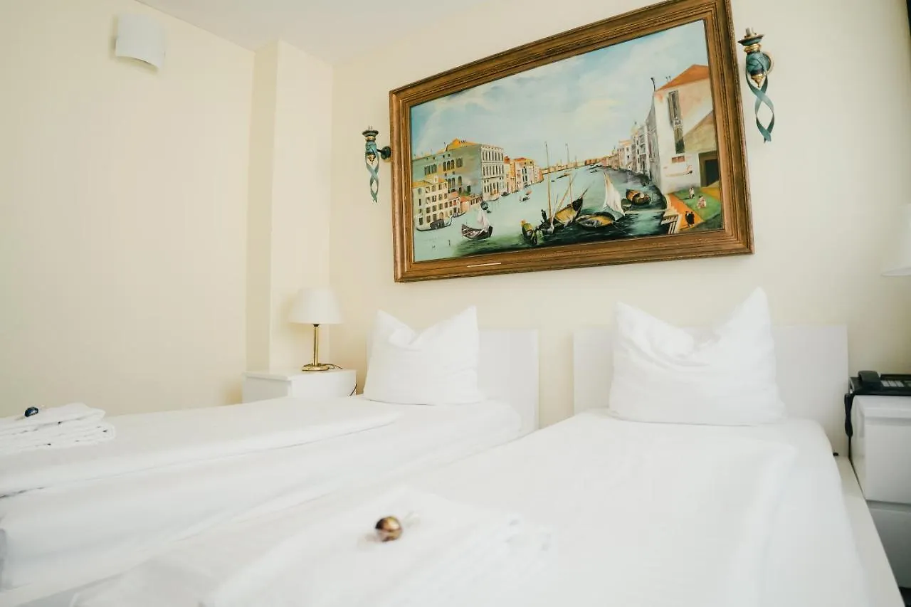 Altstadt Hotel St. Georg Duesseldorf Dusseldorf