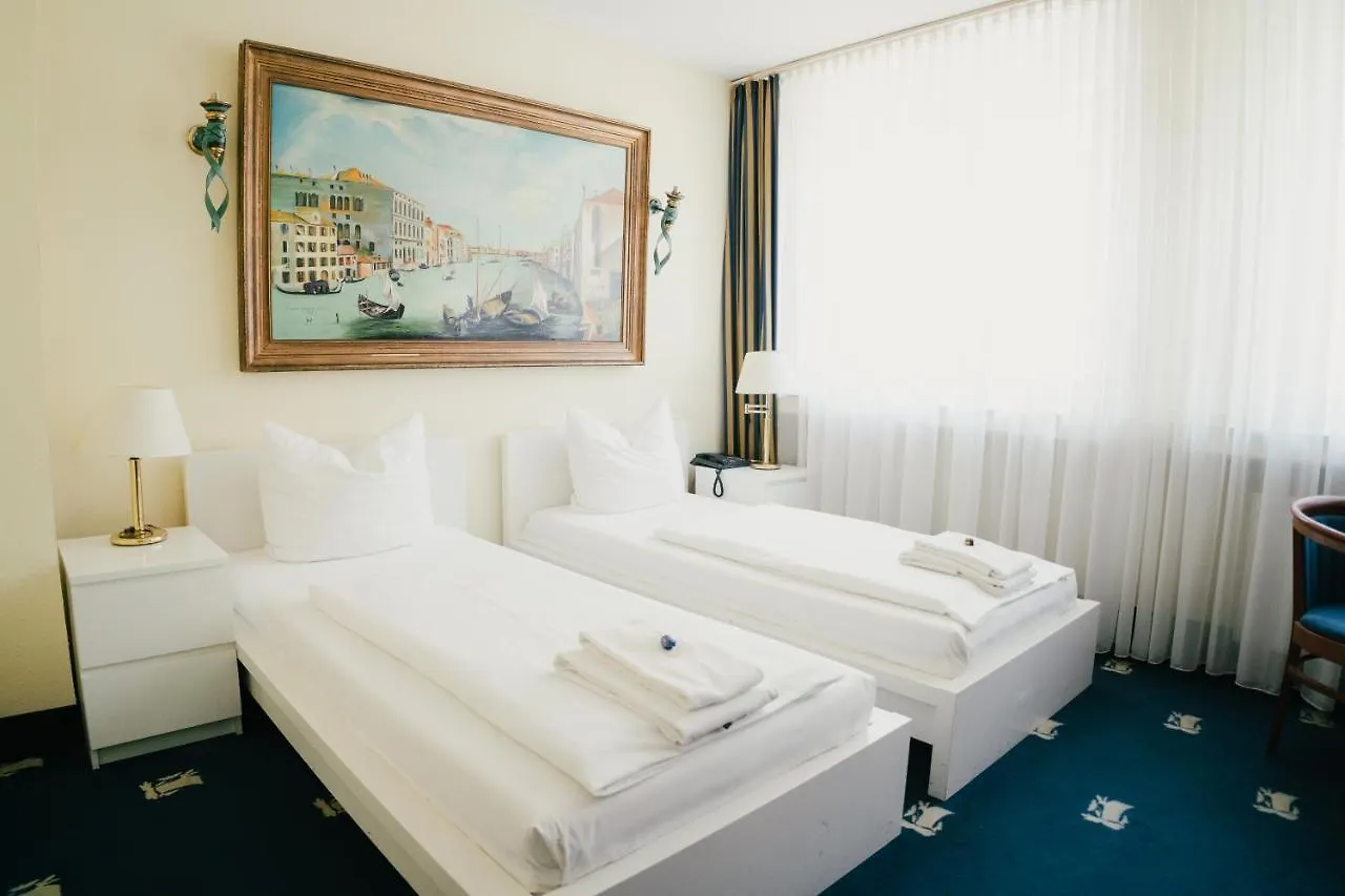 Altstadt Hotel St. Georg Duesseldorf 3*, Dusseldorf